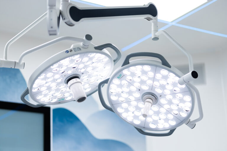Lampy operacyjne i zabiegowe